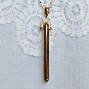 Stella & Dot Rebel Pendant Gold Tone Necklace Classic Retired 28" Plus 2" extend